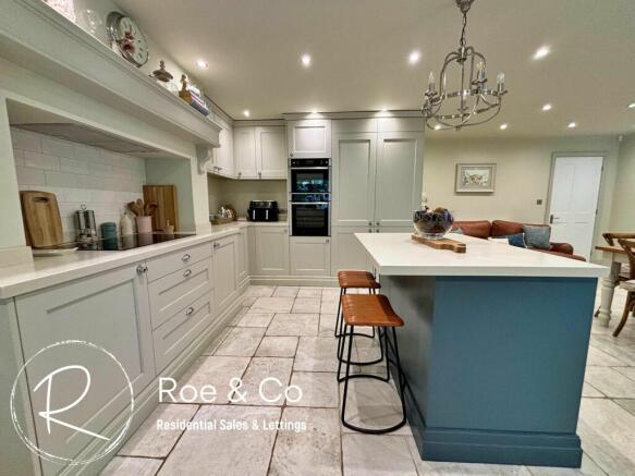 Kitchen/Diner/Family room
