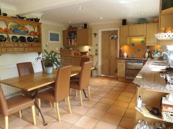 Kitchen/Dining Room