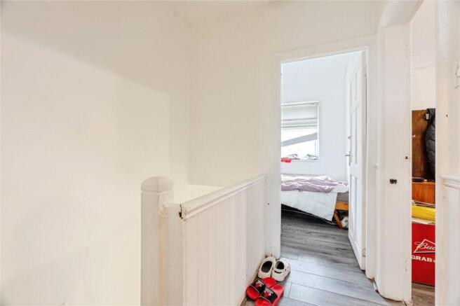 3 bed Terraced for sale Image 6