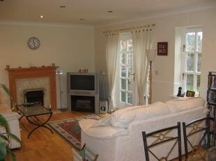 Sitting Room 4