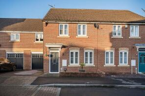 27, Vistula Crescent, Haydon End, Swindon SN25 1QG