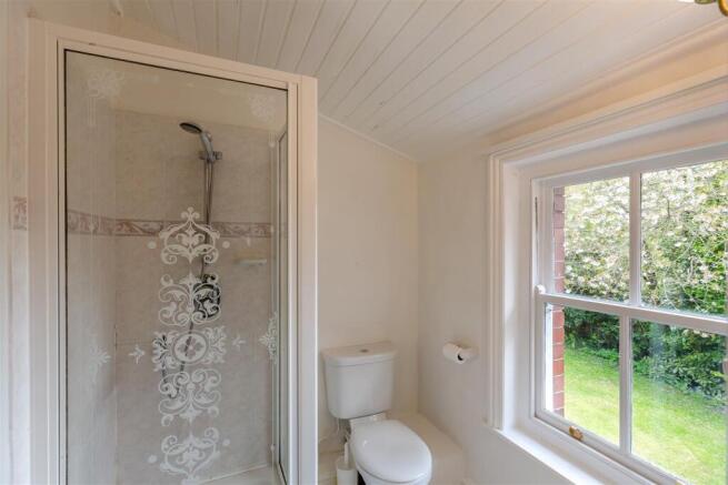8590111-interior22.jpg