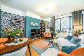 Flat 3, 244, Brixton Hill, London SW2 1HF
