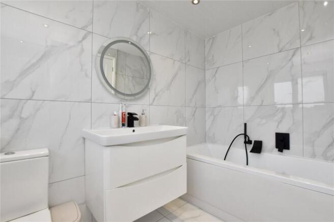 3 bed Semi-Detached for sale Image 7