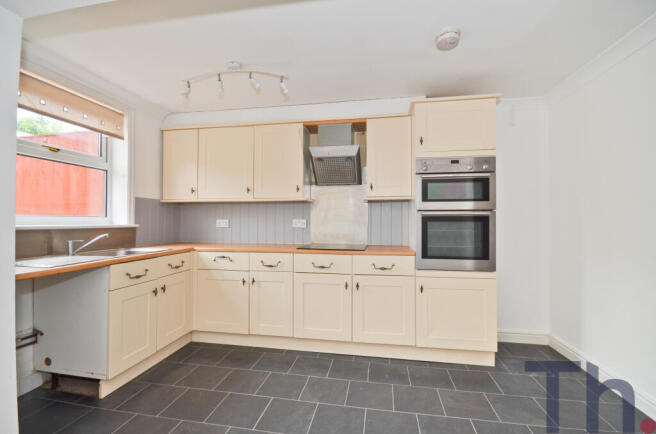 Kitchen Area.JPG