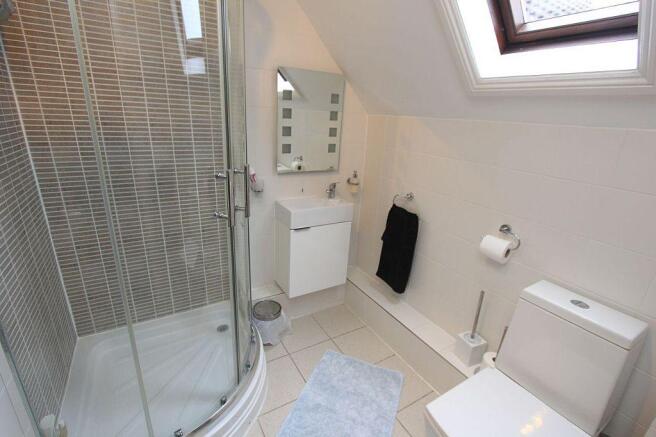 En-suite Shower Room 2