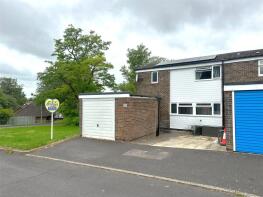 8, Pennine Way, Basingstoke RG22 5AG