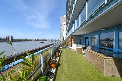 Arnhem Place, London, E14