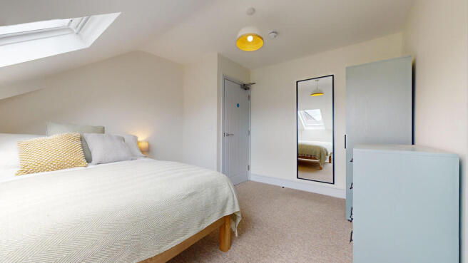 SF Room 2 bd 2