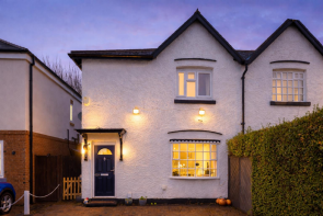 464, Shadwell Lane, Leeds LS17 8BA