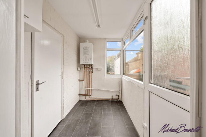 3 bed Detached for sale Image 12