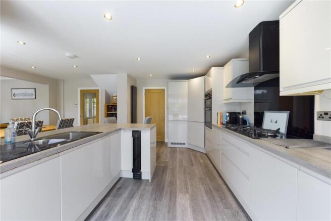 Kitchen/ Dining Area