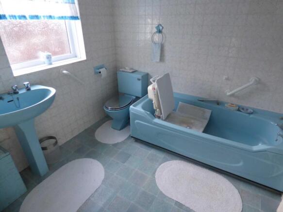 Photo 6