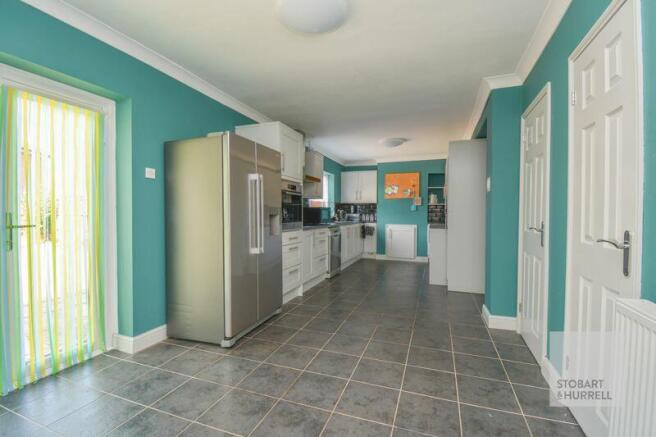 Dining into Kitchen