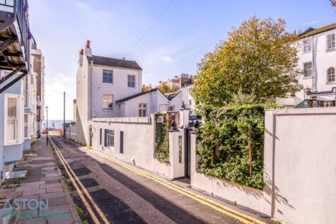 Crescent Place, Brighton, East Sussex, BN2