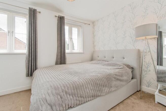 2 bed Semi-Detached for sale Image 9