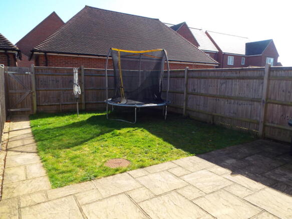 Photo 10