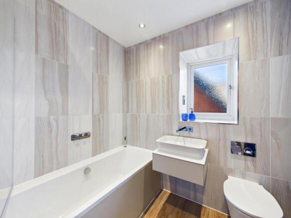 3 bed Semi-Detached for sale Image 2