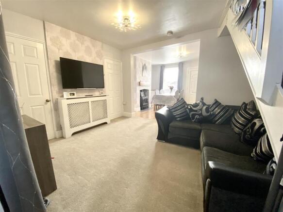 Open Plan Reception Room