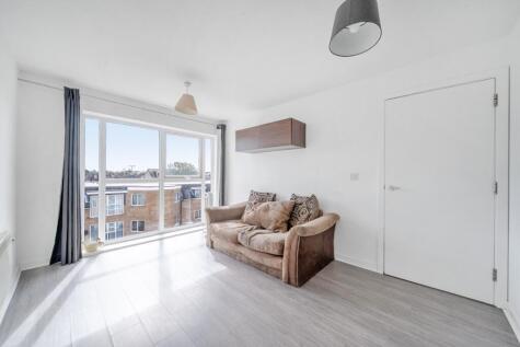 High Street, Colliers Wood, London, SW19