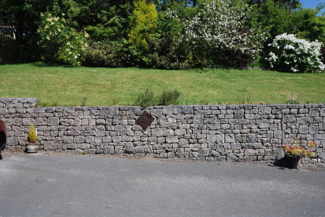 PARKING AREA