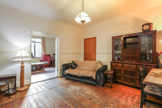 Dining Room2.jpg