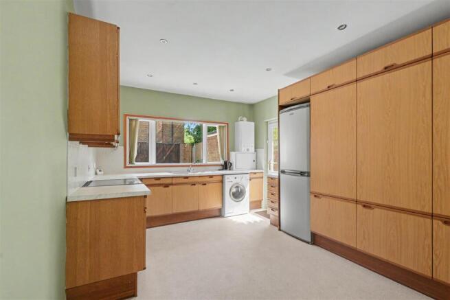 Kitchen_1.jpeg