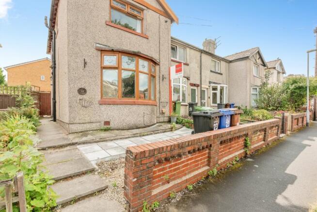 3 bed Semi-Detached for sale Image 12