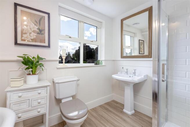 2 bed Semi-Detached for sale Image 7