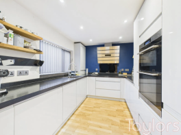 57, Belfield Road, Paignton TQ3 3UY