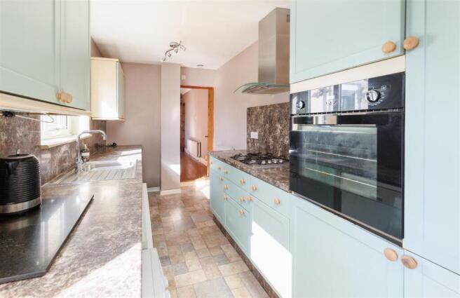 Kitchen 1-1