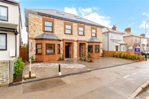 34, Argyle Gardens, Upminster RM14 3HJ