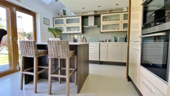 Alternate Kitchen/Diner View