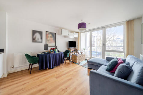 Clayponds Lane, Brentford