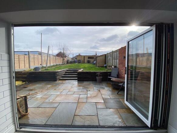 Bi folds