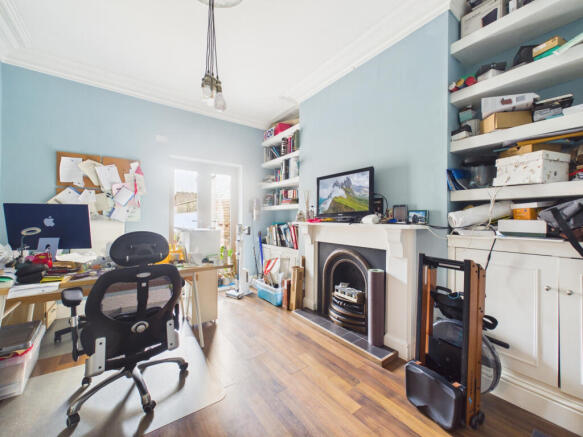 3 bed Terraced for sale Image 6