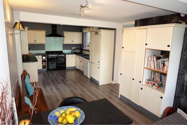 Kitchen / Diner