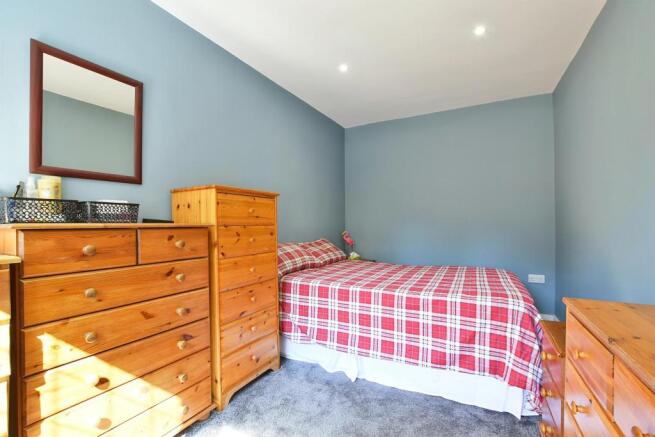 Bed2