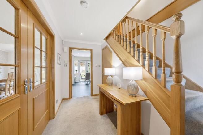 Macalpine Court, Tullibody, FK10 photo 2