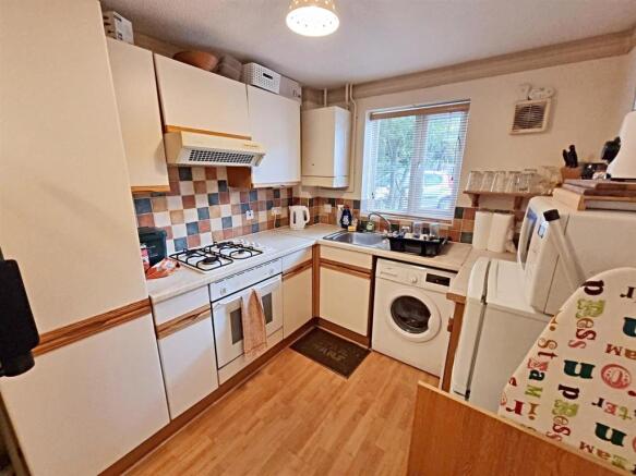 Lounge/Kitchen