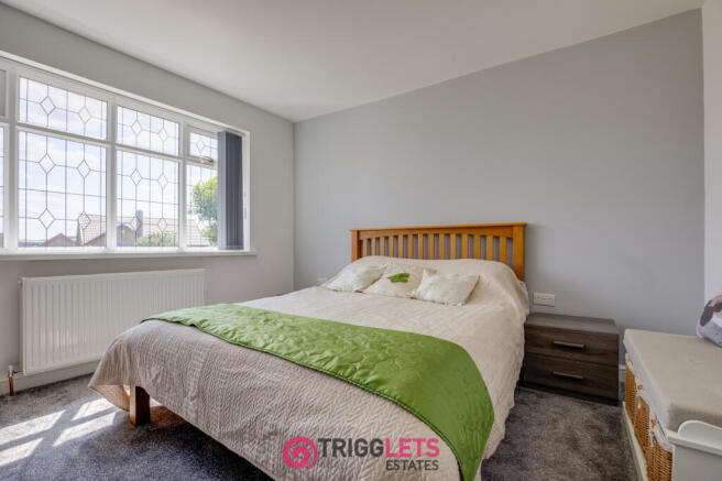 2 bed Detached Bungalow for sale Image 8