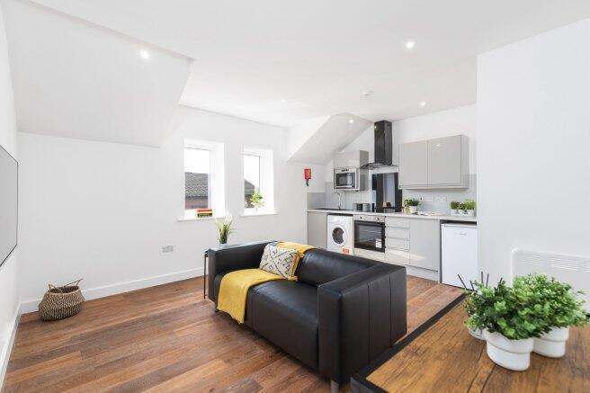 royal-park-road-ls6-1fr-1059991