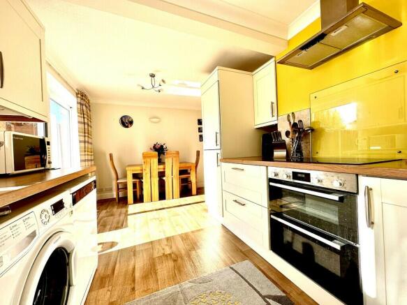 Kitchen Diner