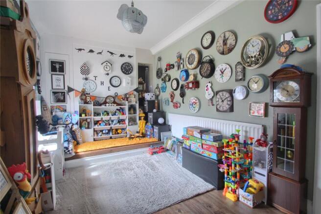 3 bed Terraced for sale Image 5