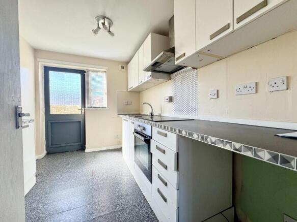 1 bed Flat for sale Image 7