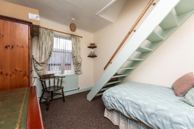 2 bed Terraced for sale Image 11
