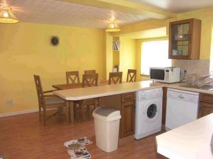 Kitchen/Breakfast Rm