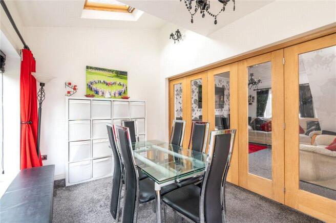 3 bed Semi-Detached for sale Image 10