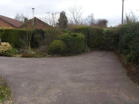 OFF ROAD PARKING