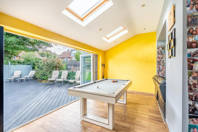 3 bed Semi-Detached for sale Image 7